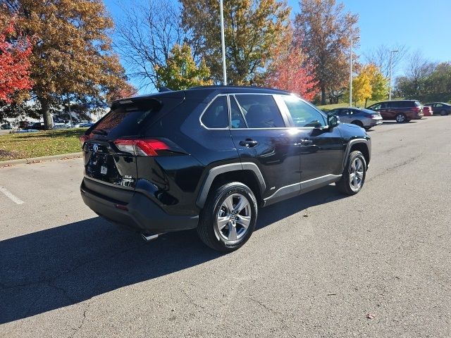 2024 Toyota RAV4 Hybrid XLE