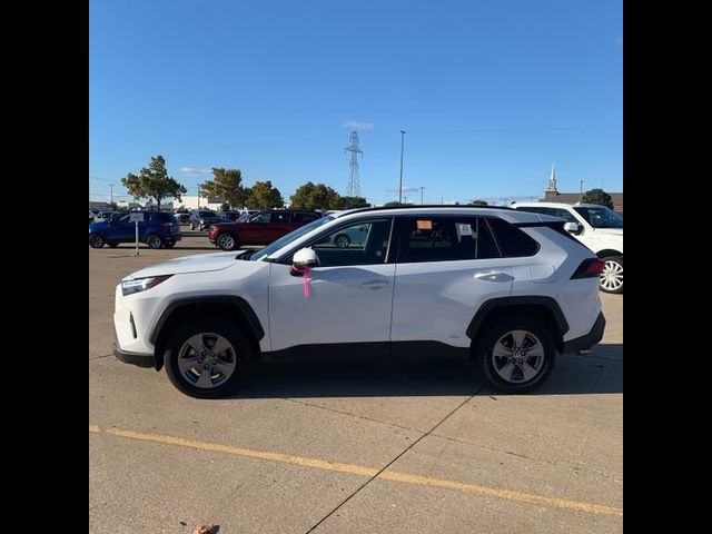 2024 Toyota RAV4 Hybrid XLE