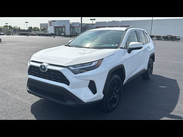 2024 Toyota RAV4 Hybrid XLE