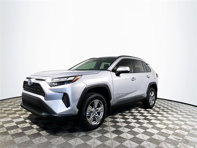 2024 Toyota RAV4 Hybrid XLE