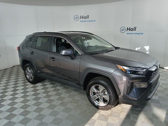 2024 Toyota RAV4 Hybrid XLE