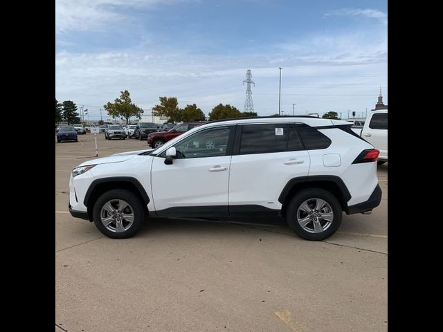 2024 Toyota RAV4 Hybrid XLE