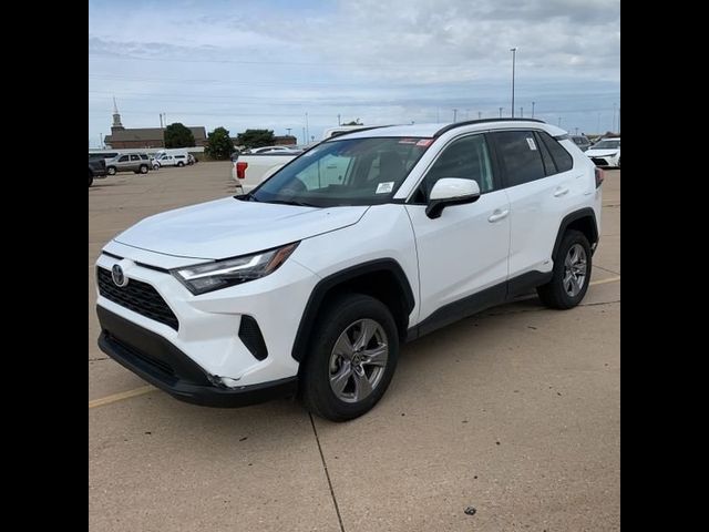 2024 Toyota RAV4 Hybrid XLE