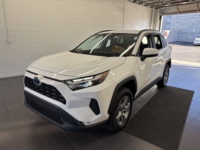 2024 Toyota RAV4 Hybrid XLE