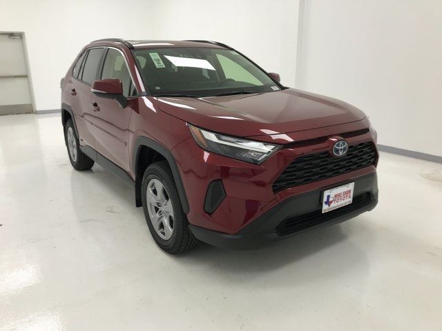 2024 Toyota RAV4 Hybrid XLE