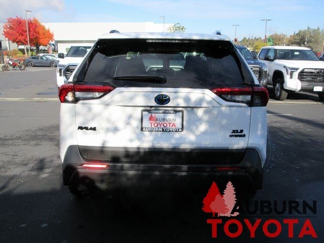 2024 Toyota RAV4 Hybrid XLE