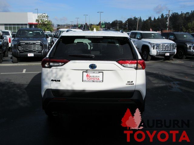 2024 Toyota RAV4 Hybrid XLE