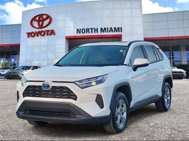 2024 Toyota RAV4 Hybrid XLE