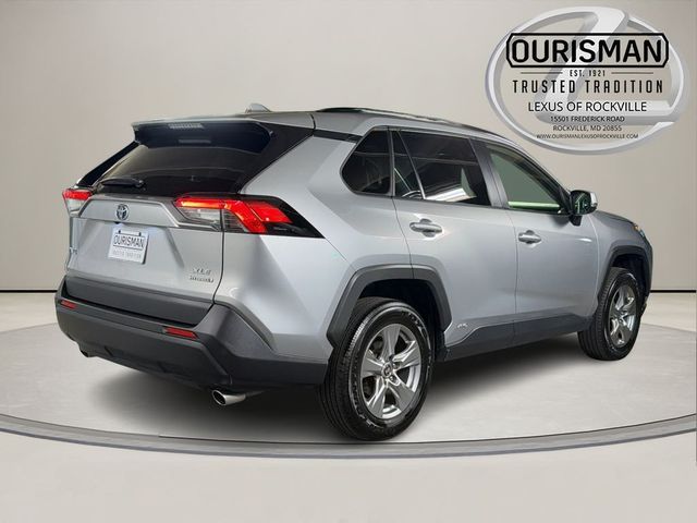 2024 Toyota RAV4 Hybrid XLE