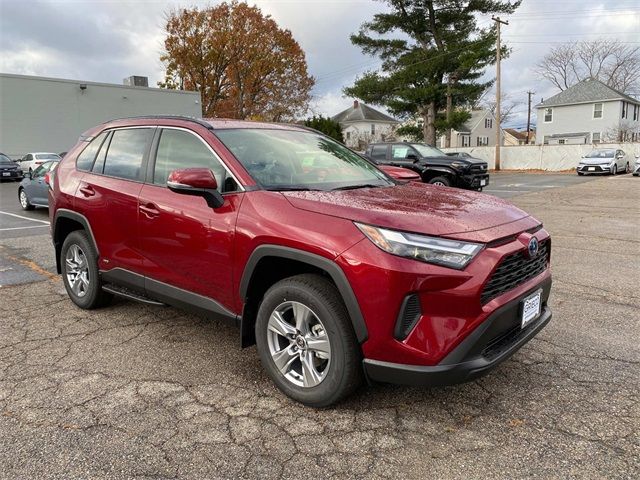 2024 Toyota RAV4 Hybrid XLE