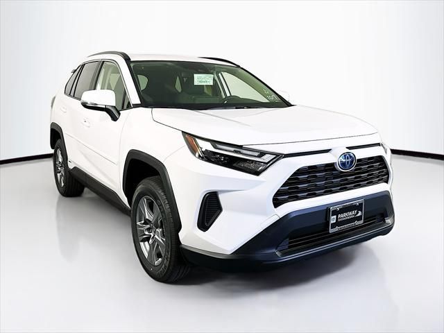 2024 Toyota RAV4 Hybrid XLE