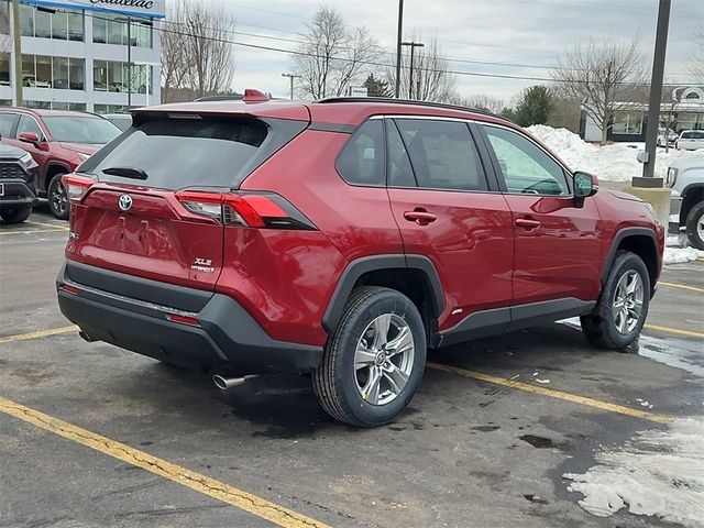 2024 Toyota RAV4 Hybrid XLE