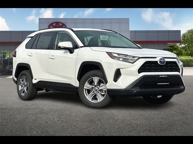 2024 Toyota RAV4 Hybrid XLE