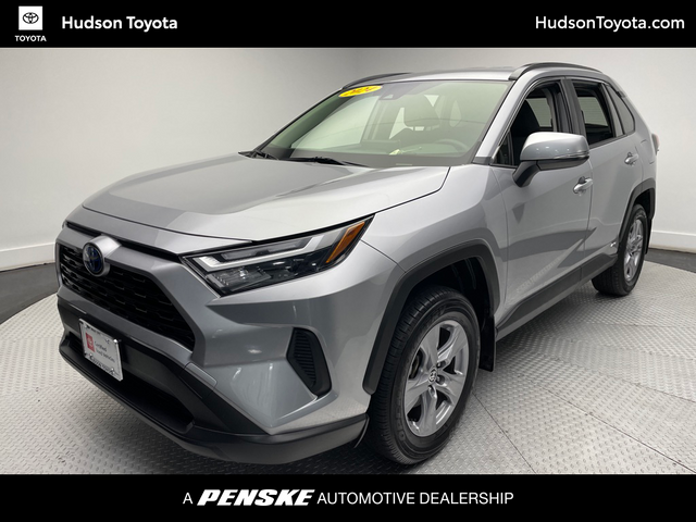 2024 Toyota RAV4 Hybrid XLE