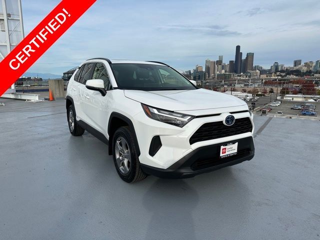 2024 Toyota RAV4 Hybrid XLE