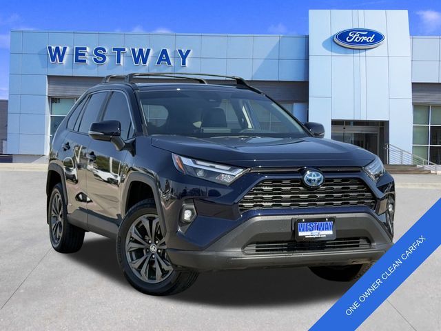 2024 Toyota RAV4 Hybrid XLE Premium