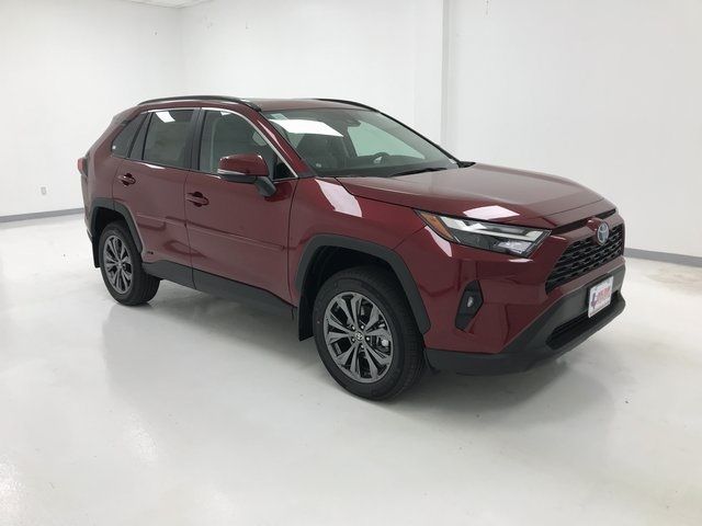 2024 Toyota RAV4 Hybrid XLE Premium