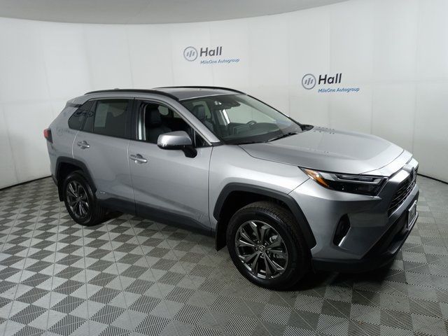 2024 Toyota RAV4 Hybrid XLE Premium