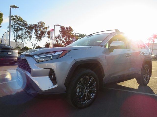 2024 Toyota RAV4 Hybrid XLE Premium