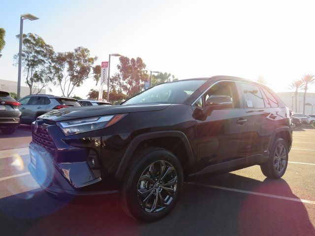 2024 Toyota RAV4 Hybrid XLE Premium