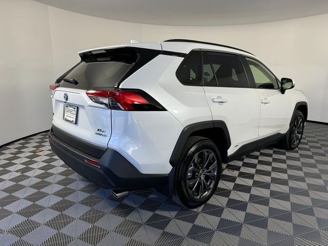 2024 Toyota RAV4 Hybrid XLE Premium