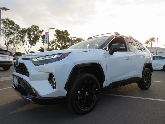 2024 Toyota RAV4 Hybrid XSE