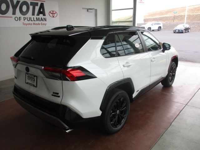 2024 Toyota RAV4 Hybrid XSE