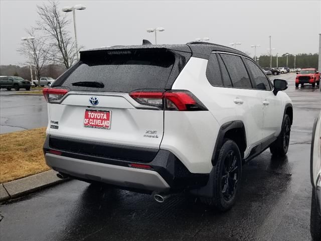 2024 Toyota RAV4 Hybrid XSE