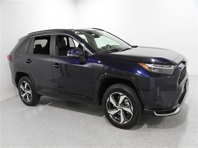 2024 Toyota RAV4 Prime SE