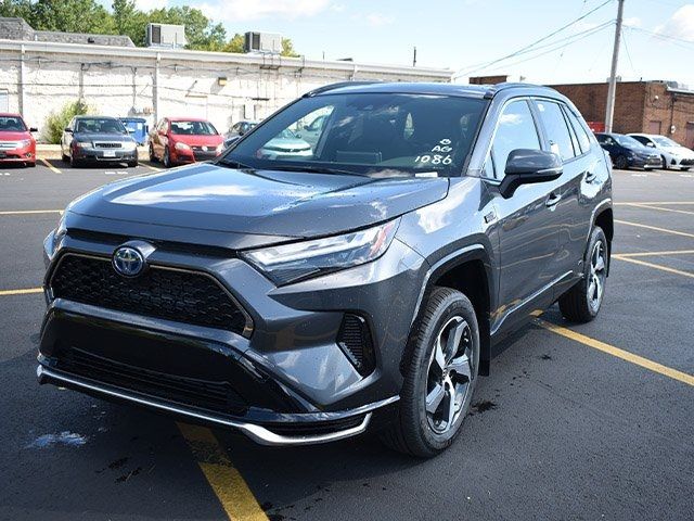 2024 Toyota RAV4 Prime SE