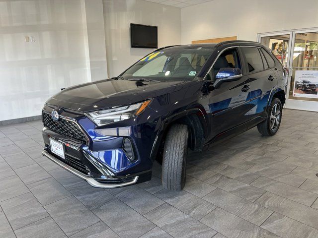 2024 Toyota RAV4 Prime SE