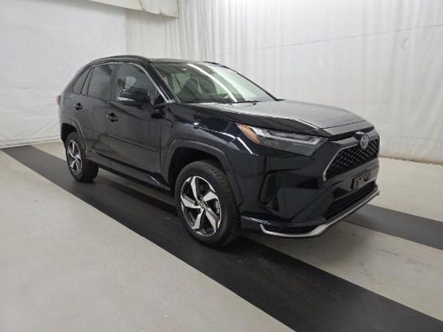 2024 Toyota RAV4 Prime SE