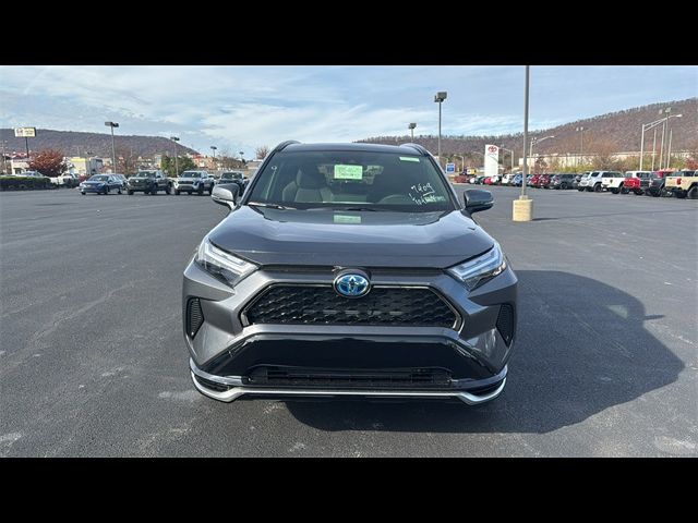 2024 Toyota RAV4 Prime SE