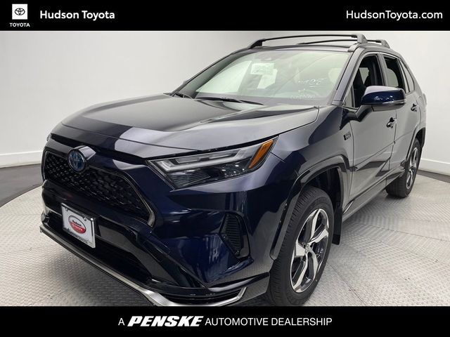 2024 Toyota RAV4 Prime SE