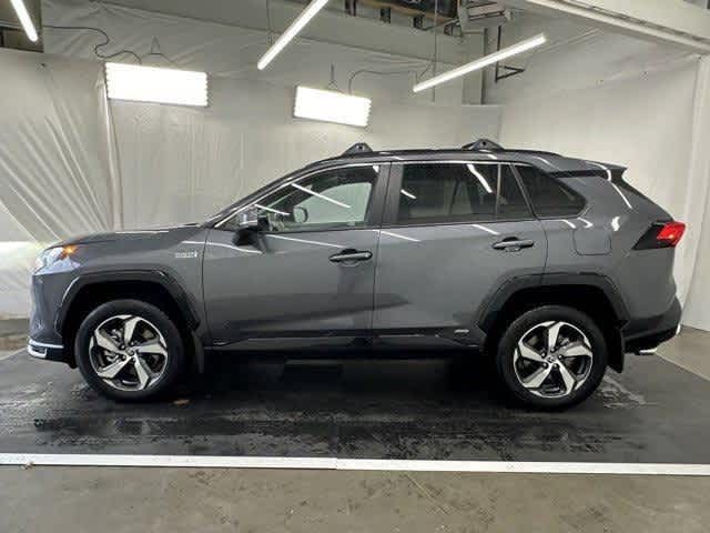 2024 Toyota RAV4 Prime SE