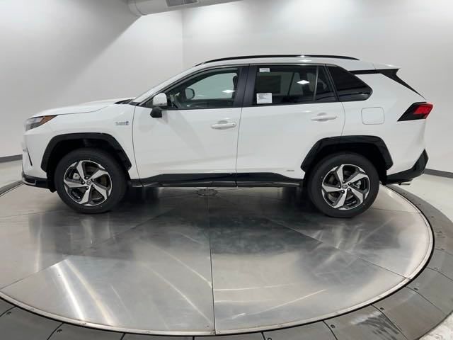 2024 Toyota RAV4 Prime SE