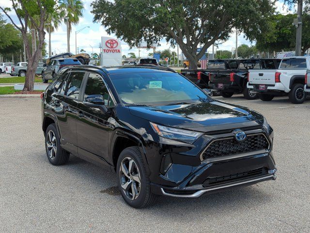 2024 Toyota RAV4 Prime SE