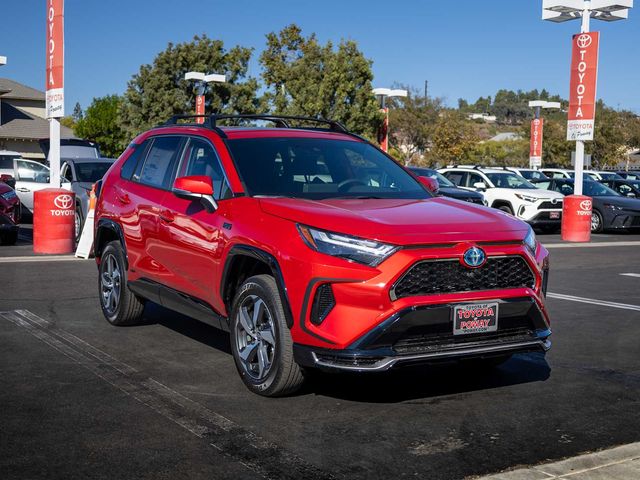 2024 Toyota RAV4 Prime SE