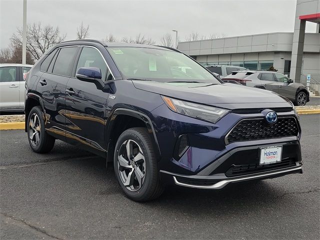 2024 Toyota RAV4 Prime SE