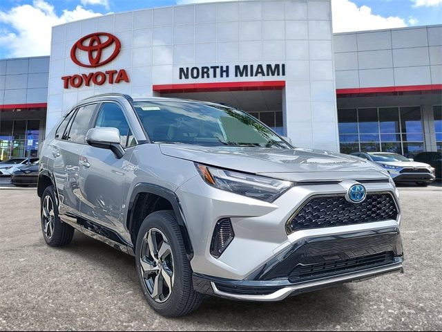 2024 Toyota RAV4 Prime SE