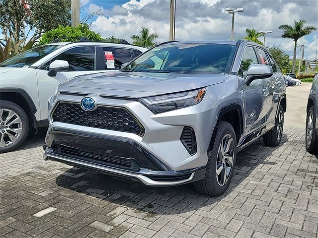 2024 Toyota RAV4 Prime SE