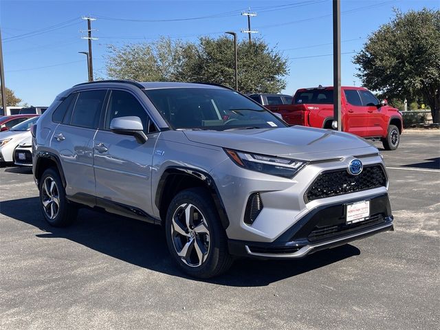 2024 Toyota RAV4 Prime SE