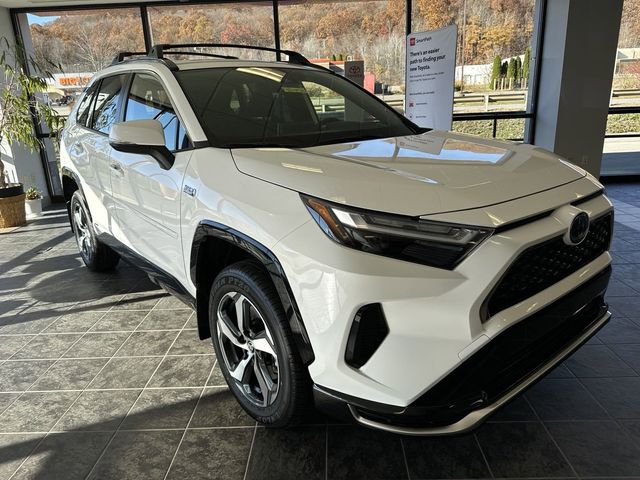 2024 Toyota RAV4 Prime SE