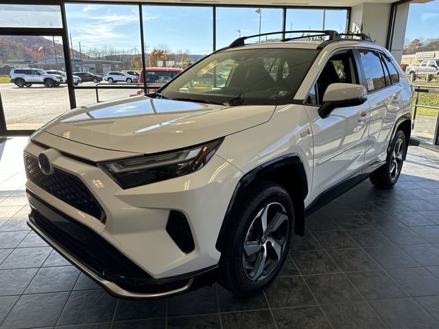 2024 Toyota RAV4 Prime SE