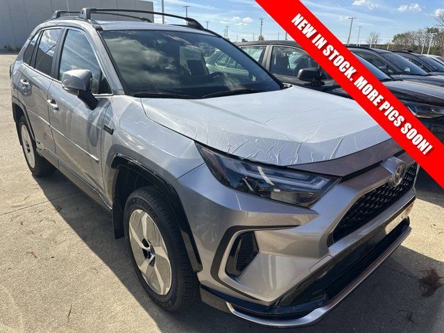 2024 Toyota RAV4 Prime SE