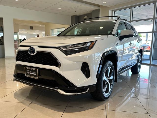 2024 Toyota RAV4 Prime SE