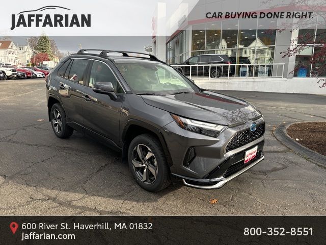 2024 Toyota RAV4 Prime SE