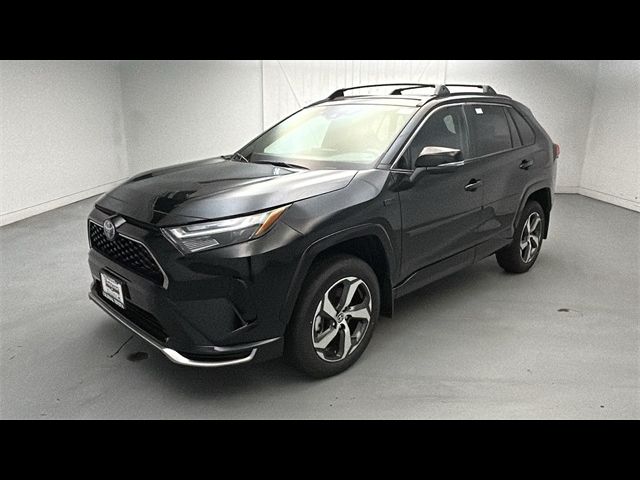 2024 Toyota RAV4 Prime SE