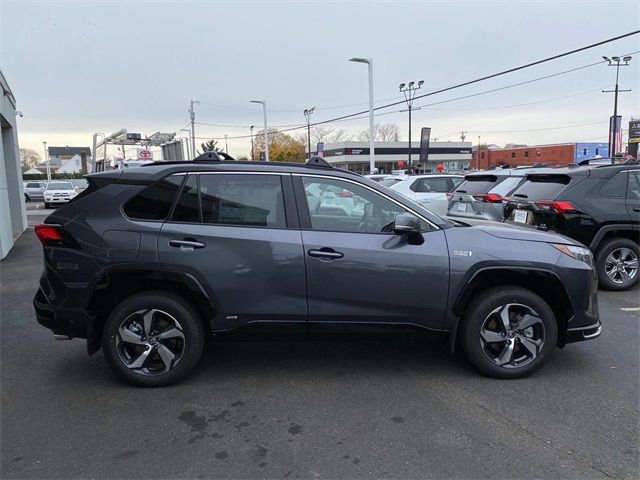 2024 Toyota RAV4 Prime SE