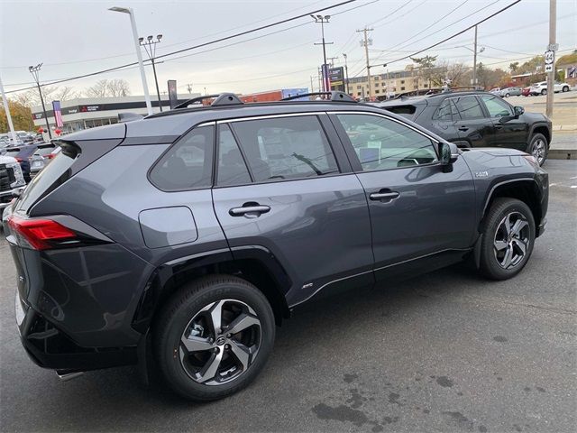 2024 Toyota RAV4 Prime SE